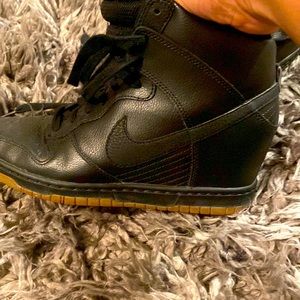 Nike Sky Dunk Hi-Tops in Black!